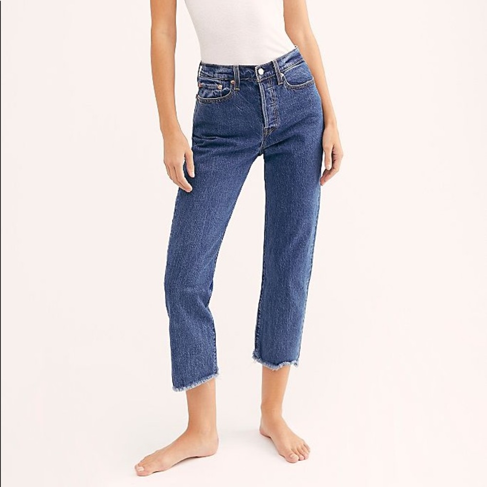 Levi’s High Rise Straight Cut Wedgie Jean in Dark